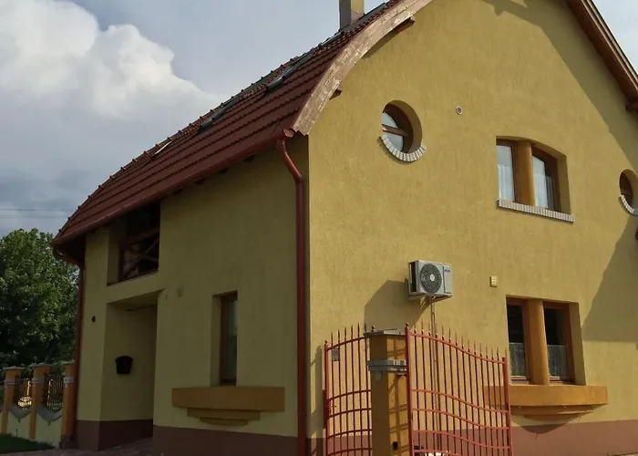 Tiborc Apartament Gyula
